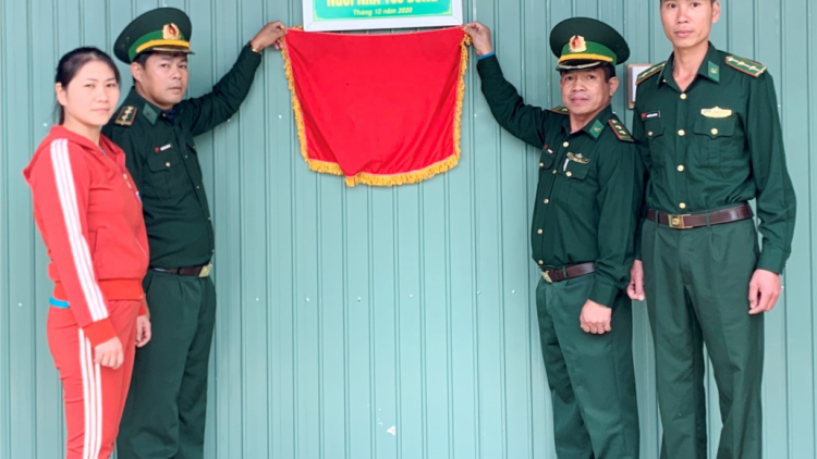 Quảng Nam: Pazao đoọng đhr’nong đong 100 đồng zup zooi cán bộ biên phòng coh zr’lụ c’noong k’tiêc