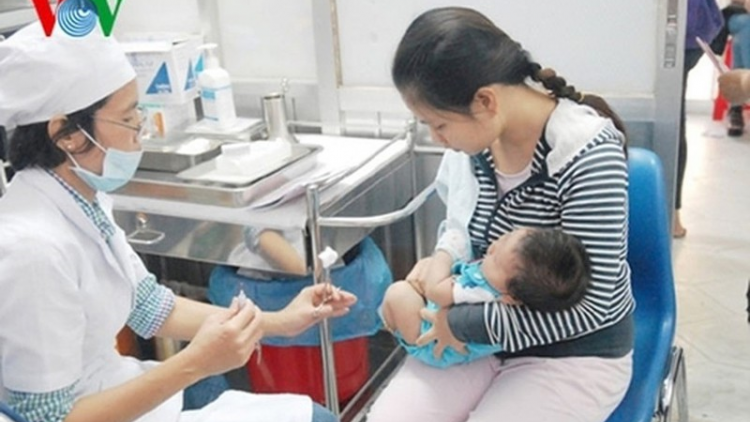 Sơn La: Chơơc lêy hâu tu dưr vaih phản vệ xang bêl tiêm chủng coh p’niên k’tứi