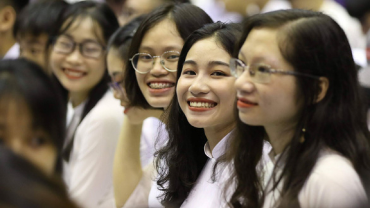Sinh viên sư phạm bơơn zooi đoọng 3,36 ưc đồng/c’xêê