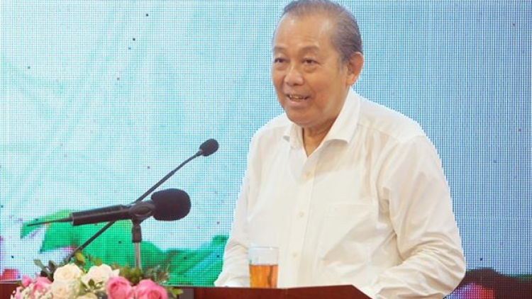 Bhrợ t’vaih Ban xay moon Trung ương bh’rợ âng k’tiếc k’ruung pa dưr pr’ặt tr’mông âng đhanuôr zr’lụ acoon coh