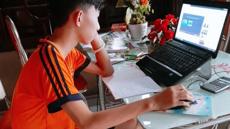 Thừa Thiên Huế: học sinh da ding ca coong lưm k’đhap học đăh mạng