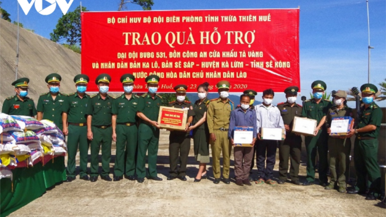 Thừa Thiên Huế: Pazao đoọng 225 hun pr’hêl zooi zúp đoọng ha c’bhúh vũ trang lâng đhanuôr pr’zợc Lào