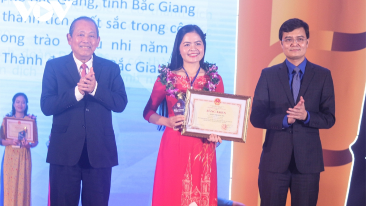 Hơnh déh “Nhà giáo p’niên liêm chr’nắp” cấp Trung ương c’moo 2020