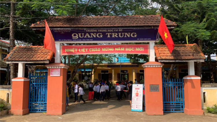 K’coong ch’ngai A Lưới t’bhlâng âng đơơng học sinh tước ooy trường