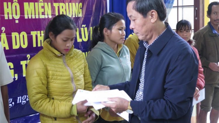 “Da dô k’er miền Trung”-VOV chô lâng đhanuôr k’coong ch’ngai Quảng Nam-Quảng Ngãi