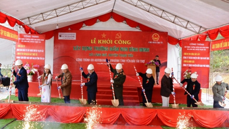 Bhrợ têng trường mầm non coh zr’lụ pa bhlâng zr’năh k’đhap Yến Bái