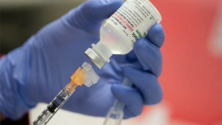11 k’bhuh bơơn tợơp đoọng tiêm vaccine COVID-19 tr’nợơp đhị  Việt Nam