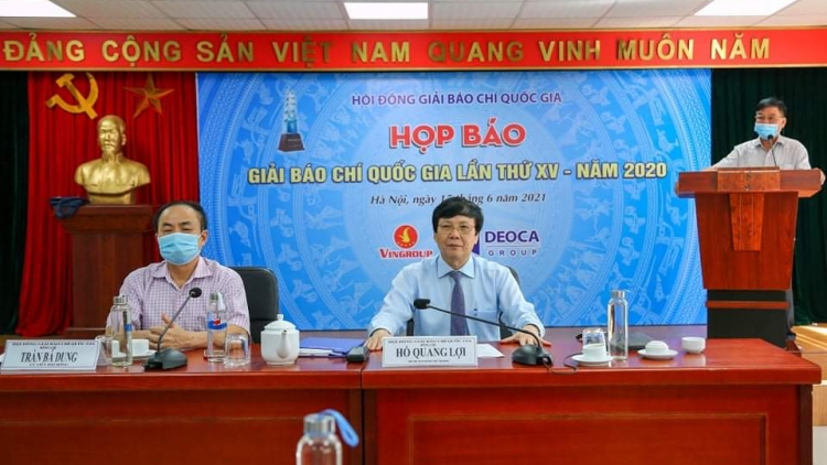 112 tác phẩm bơơn ch’ner Báo chí k’tiêc k’ruung g’luh XV- c’moo 2020