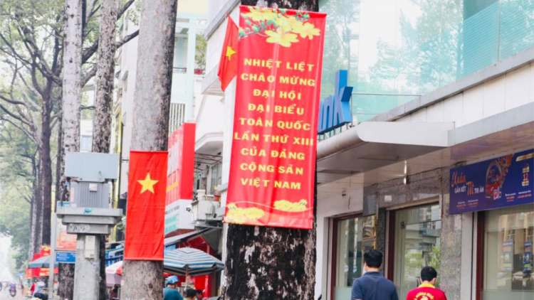 Bâc bh’rợ haanh deh 91 c’moo t’ngay bhrợ t’vaih Đảng lâng haanh deh râu liêm choom âng Đại hội Đảng prang k’tiêc k’ruung g’luh 13