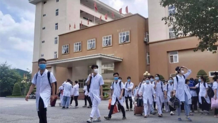 Bộ Y tế k’rong 1 r’bhâu cha năc manuyh zooi Bắc Giang zâl cha groong pr’luh cr’ăy Covid-19