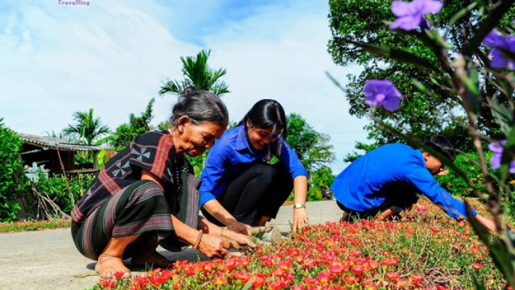 Chr’hoong A Lưới-Thừa Thiên Huế p’ghít lêy bhrợ pa dưr c’lâng c’tốch vel đông