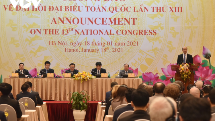 Ban Đối ngoại Trung ương prá xay ooy Đại hội 13 âng Đảng tươc ooy apêê Tổ chức bha lang k’tiêc lâng c’bhuh ngoại giao