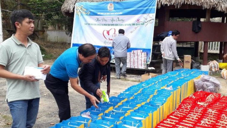 130 hun pr’hêl cher đoọng công nhân viên chức, apêê pa bhrợ lâng học sinh Tây Giang