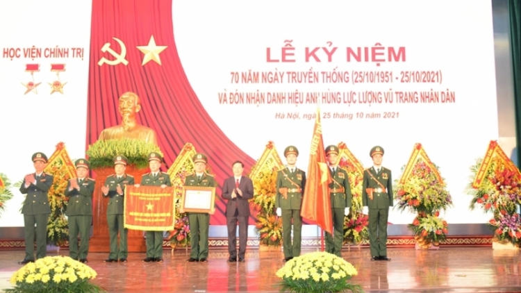 Học viên Chính trị đương đơp Danh hiệu Anh hùng Lực lượng vũ trang nhân dân cr’chăl t’mêê