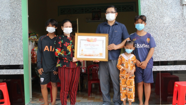 Bạc Liêu: pa đơp Bằng Tổ quốc ghi công ha ma nưih grơơ nhool trông dâc ma nưih
