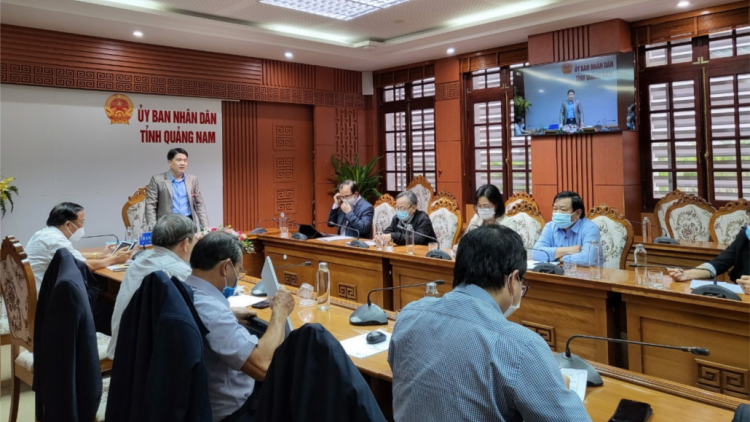 Quảng Nam: Ta đang moon đơơh hân tiêm vắc xin đoọng ha p’niên