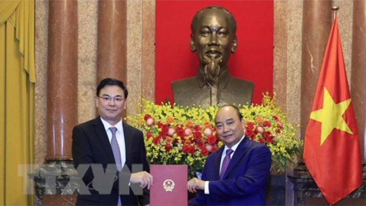 Chủ tịch nước pa đơp Quyết định phong hàm Đại sứ ha 26 cán bộ năc bh’cộ Bộ Ngoại giao