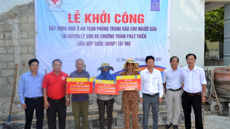 Bhrợ pa dưr đông g’đéch boo đhí đoọng ha đhanuôr đha rứt Lý Sơn