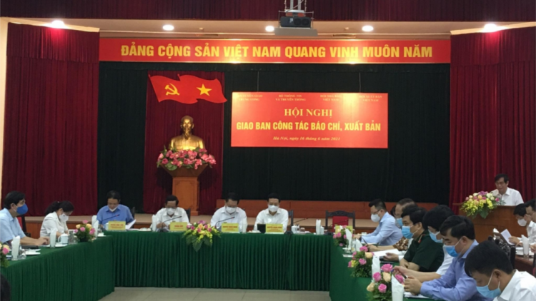 Trưởng Ban Tuyên giáo Trung ương: Báo chí năc cách mạng, liêm choom lâh mơ, liêm crêê lâng mót ooy pr’ăt tr’mông âng đhanuôr