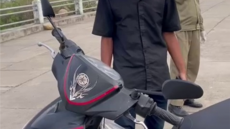Vụ “ Bánh mì căh vêy năc ch’na”: Choom zư lêy ma nưih da dô