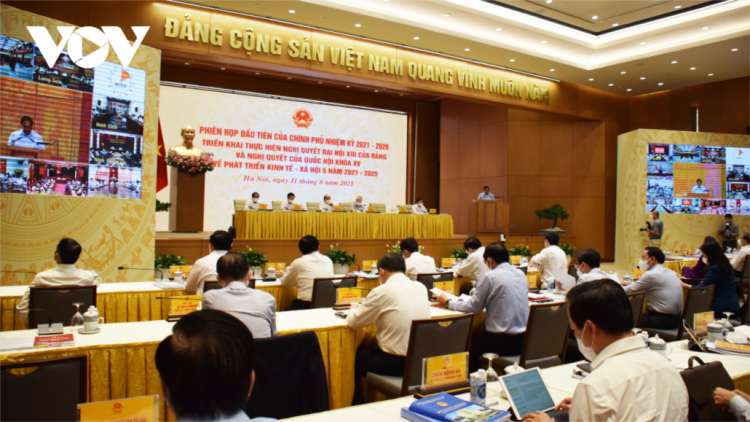 Tổng Bí thư Nguyễn Phú Trọng pấh pr’họp tr’nơợp âng Chính phủ khoá 15