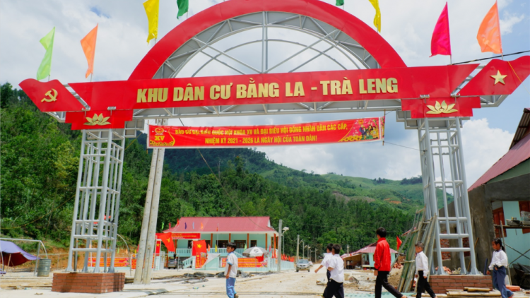 Bh’cộ tỉnh Quảng Nam cher đoọng hun pr’hêl đoọng ha p’niên zr’lụ hr’lang da ding Trà Leng