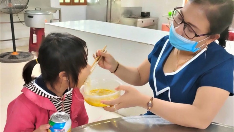 Dưr chr’val bh’rợ “K’ha riêng bh’rợ liêm, k’ra bhầu bh’rợ chr’năp”