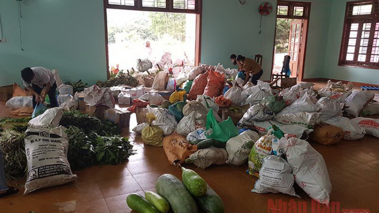 Loom luônh âng đhanuôr Cơ Tu Quảng Nam pa gơi động ooy TP HCM