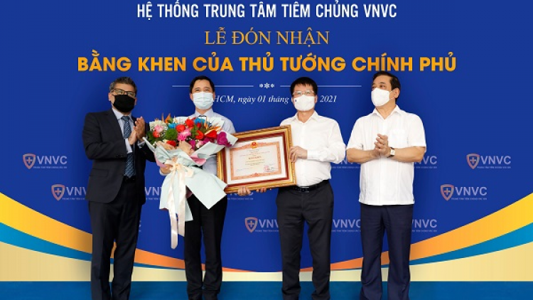 Câl 30 ức liều vaccine zâl cha groong Covid-19, Công ty VNVC vêy Thủ tướng cher đoọng Bằng khen