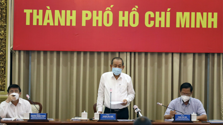 PTT Trương Hoa Bình: Pazêng quận, chr’hoong âng TP.HCM năc choom xay bhrợ cr’noọ bh’rợ Chỉ thị 16 ha dang đơơh hân ng’bhrợ