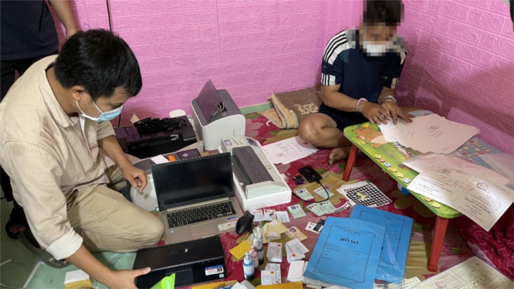 Quảng Nam: Bơơn lêy c’bhuh bhrợ bha ar bha tơ g’lớc coh mạng ga măc pa bhlâng