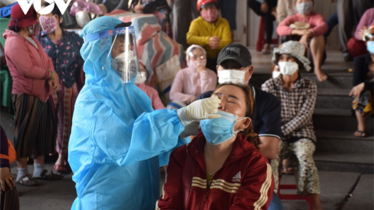 Quảng Nam bhrợ pa dưr cớ c’bhuh zêl, cha groong pr’luh xang bêl bơơn lêy 10 cha năc k’pân crêê Covid-19