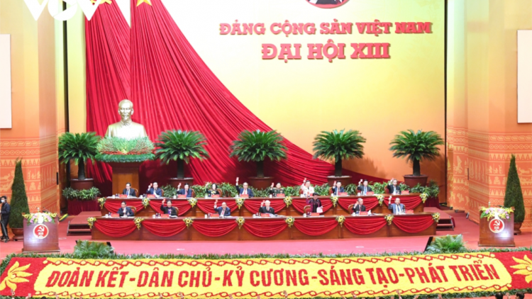 Đại hội 13 âng Đảng họp g’luh trù bị