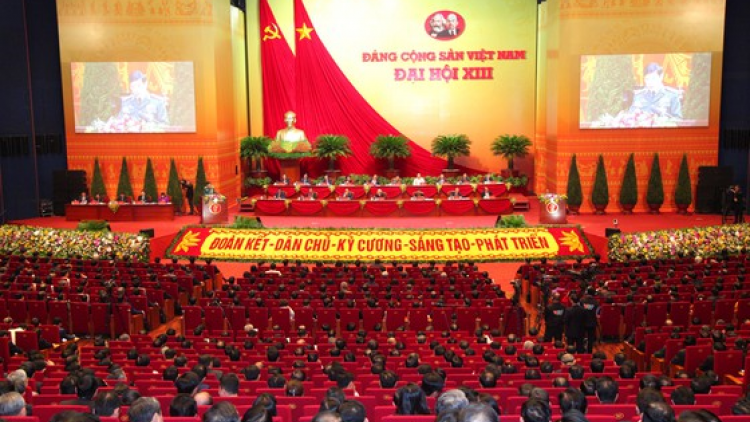 K’đhơợng nhâm ghit c’lâng xa nay “ đha nuôr năc bha lâng”