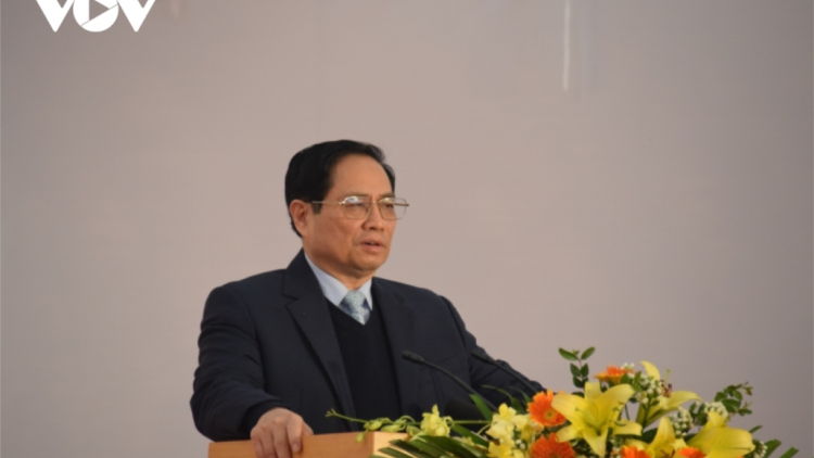 Thủ tướng Phạm Minh Chính pâh bhiệc bhan tơợp bhrợ têng 2 bh’rợ c’lâng p’rang chr’năp bhlầng âng tỉnh Hưng Yên
