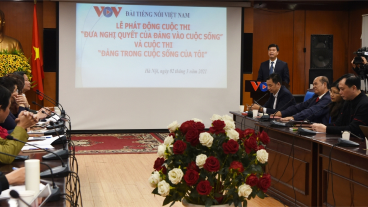 K’đươi tr’thi “Đơơng Nghị quyết âng Đảng moọt ooy pr’ặt tr’mông”