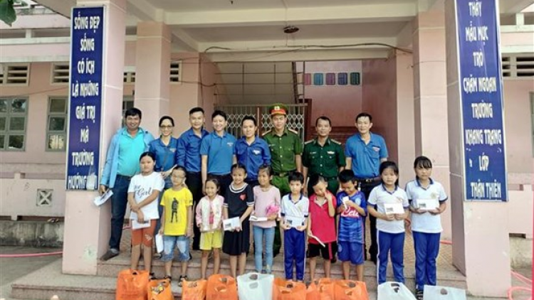 Bộ đội Biên phòng Sóc Trăng t’hươc ooy manuyh đharựt zr’lụ c’noong coh biển