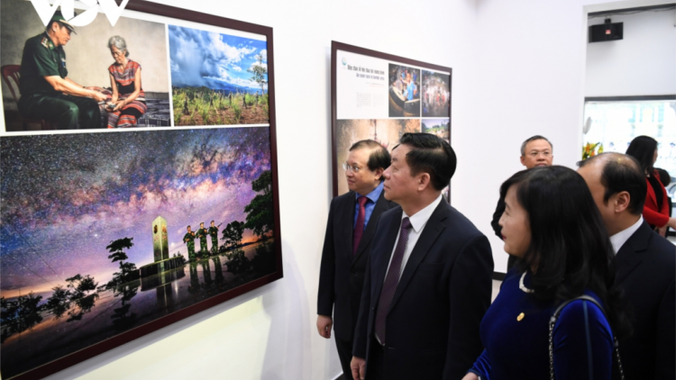 Pa căh cha nụp “Hâng hơnh c’lâng k’noong k’tiếc”