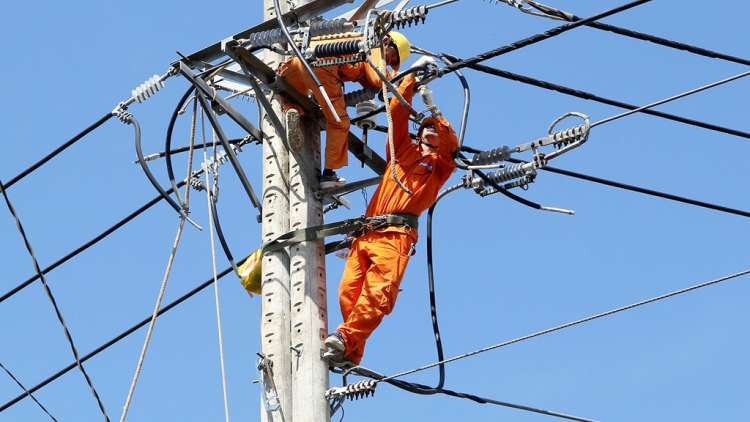K’đhơợng nhâm pay đoọng điện yêm têêm ha k’noọ 82.400 đhị bầu cử coh prang k’tiêc