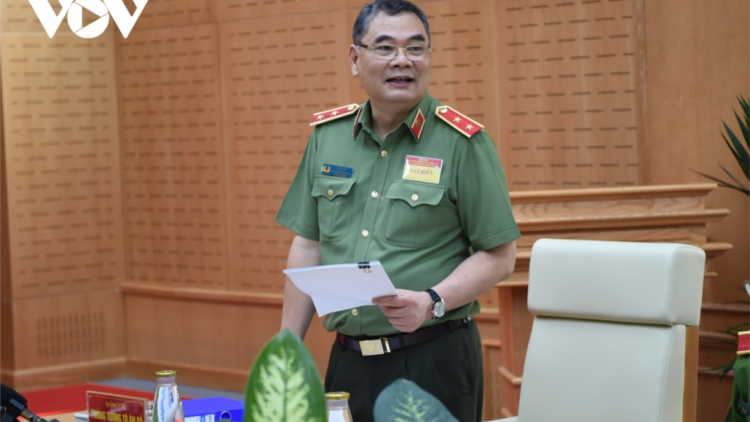 Khởi tố muy cha nắc coh tu bhiệc pa hư mạng moọt ooy báo điện tử VOV
