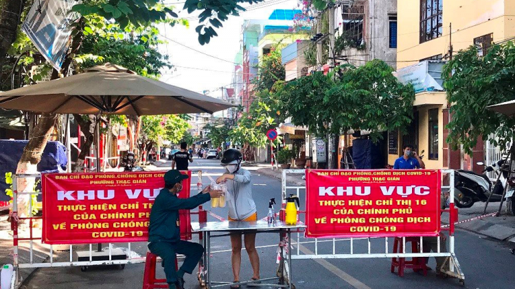 Đà Nẵng pa đhêy bh’rợ shipper, grab, đạp xe, cắh đoọng ặt pazưm lâng 2 cha nặc, mưy glúh ooy ngoai bêl vêy râu bh’rợ chr’nắp