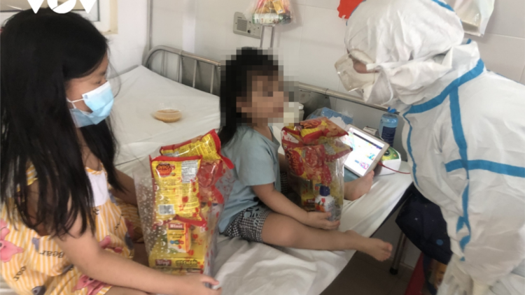 Tết p’niên k’tứi đơơng chr’năp lalay âng apêê p’niên k’tứi boọ Covid-19