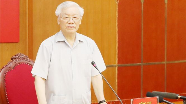 Tổng Bí thư Nguyễn Phú Trọng k’đhơợng xay pr’họp Ban Bí thư toom tổ chức đảng lâng cán bộ