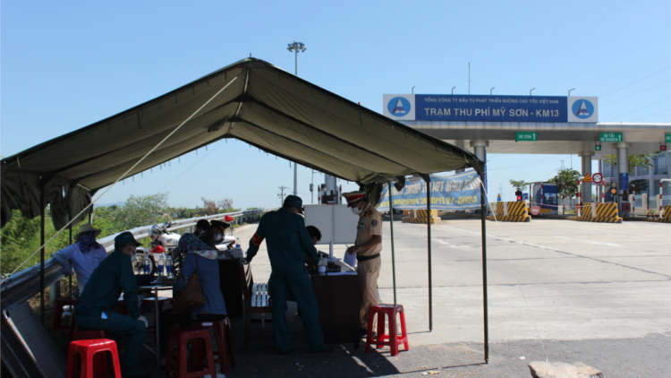 P’xoọng 2 vel đong coh Quảng Nam đhêy muy bơr bh’rợ đoọng zâl cha groong pr’luh