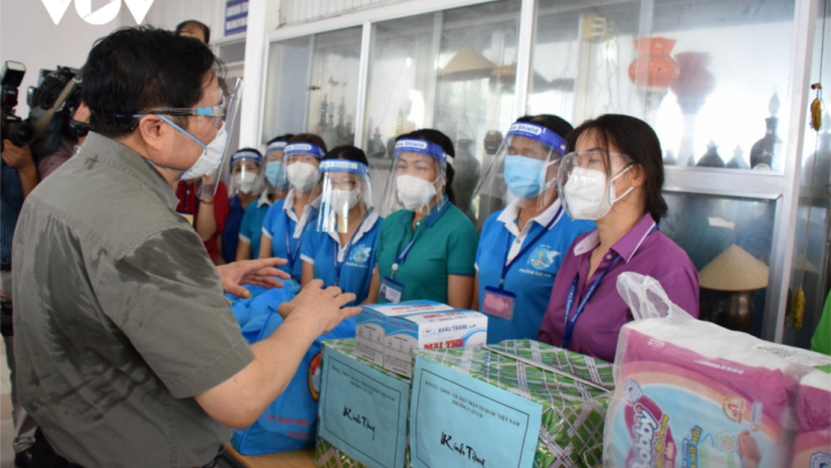 Thủ tướng Chính phủ ch’mêệt lêy pazêng zr’lụ vaih k’rơ pr’luh cr’ăy Covid-19 đhị Thủ Đức, TP.HCM