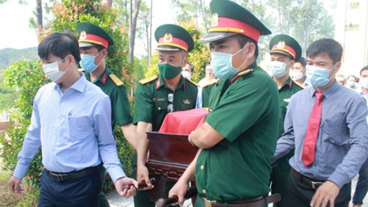 Thừa Thiên Huế c’lệêng a bhuy, tập n’hang liệt sĩ