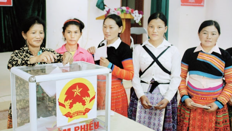 T’pâh đhanuôr căh lướt bầu cử nắc bh’rợ căh crêê xa nay pháp luật