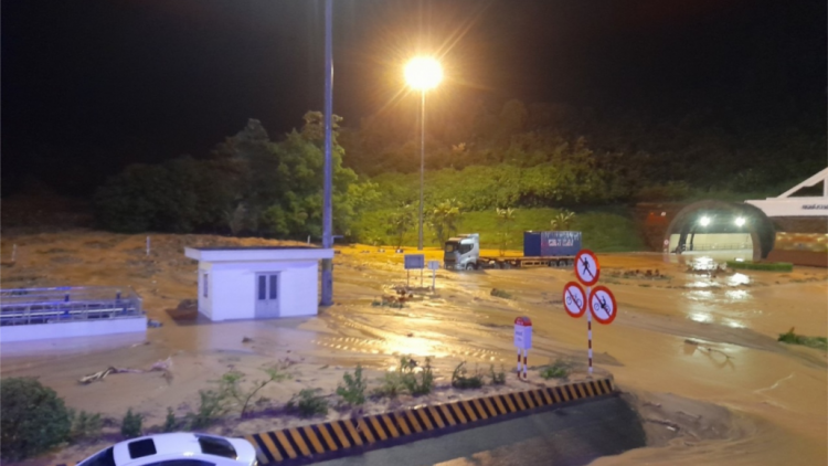 Thừa Thiên Huế: Bấc đhị nong lít đhộ, pa tơơi kr’bhâu đhanuôr đấh hân bêl hi dưm