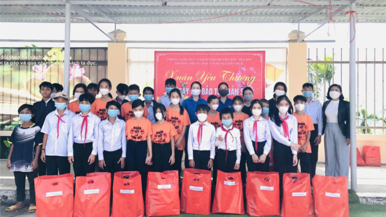 Băr dzang bhưah trường học bhui har đhị da ding ca coong