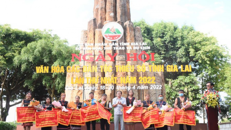 Pa xang t’ngay bhiệc bhan Văn hóa zập k’bhuh acoon coh tỉnh Gia Lai